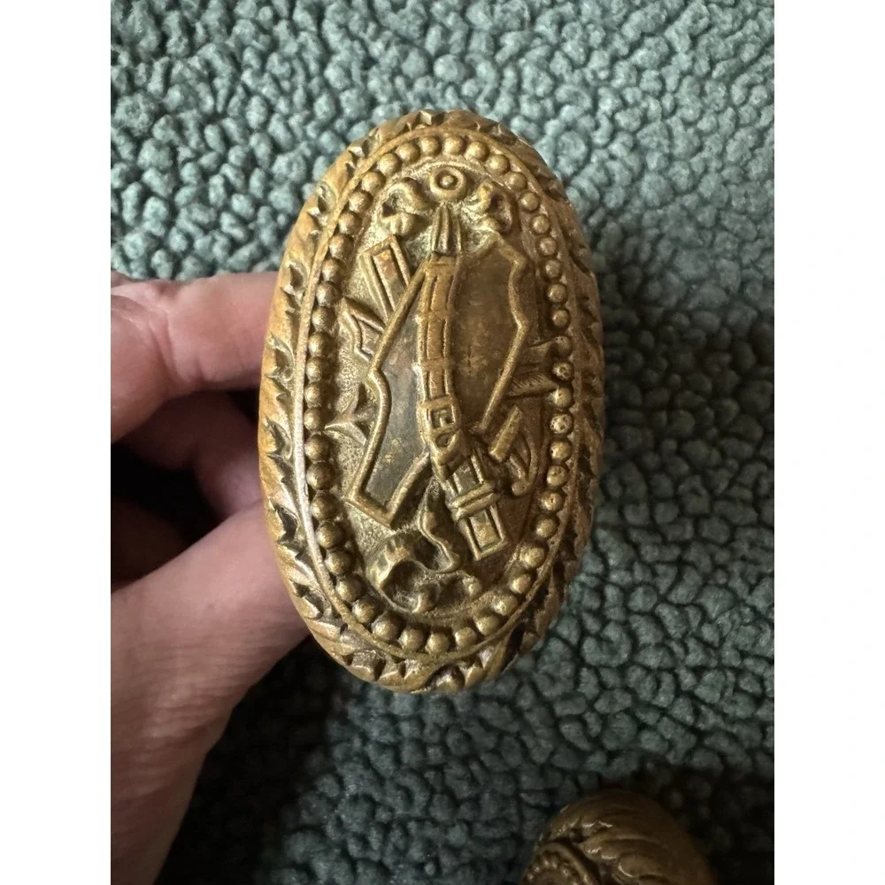 Antique‎ Victorian Brass Oval Door Knobs Shield & Belt Garter Design